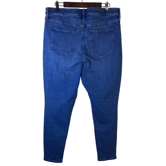 Gap Plus Size 18 Jeans High Rise Universal Legging Distressed - Picture 4 of 9